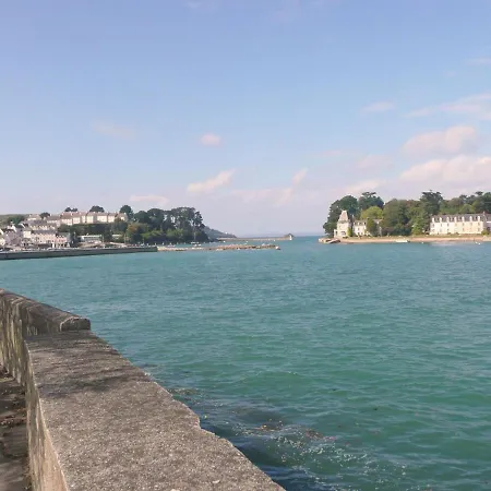 Comfortable Holiday With Partial Sea Views, Douarnenez-treboul