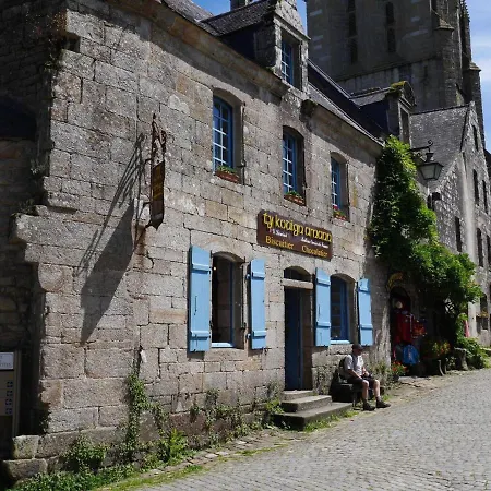 Tatil Evi Comfortable Holiday With Partial Sea Views, Douarnenez-treboul *